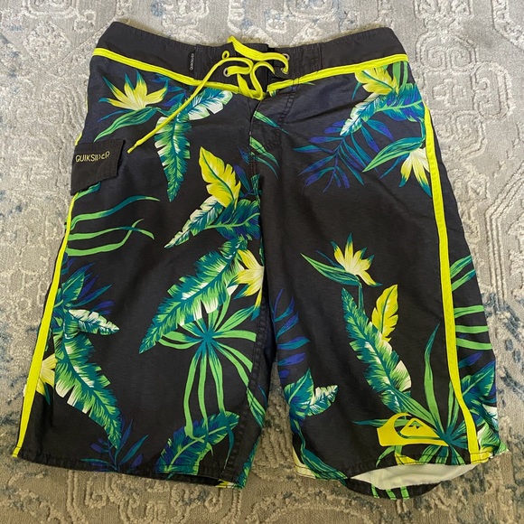 Tropical bathing suit - Picture 2 of 4